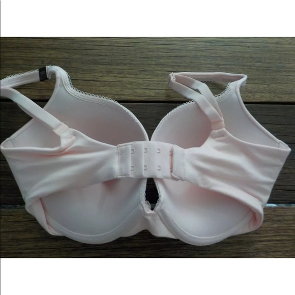 Victoria secret push up bra - Picture 2 of 5